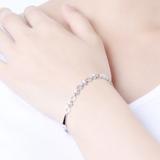 18K金简约钻石手链女铂金满钻手镯定制白金女款手饰