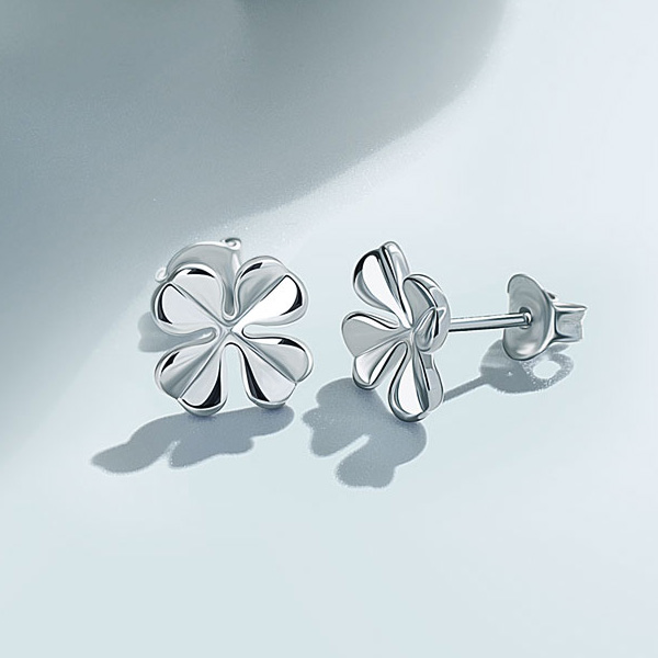 925银时尚清新四叶草耳钉女小耳环简约韩国气质银耳饰