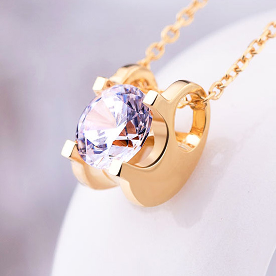 18K白金项链女韩版简约心形托帕石吊坠锁骨链情人节礼物送女友