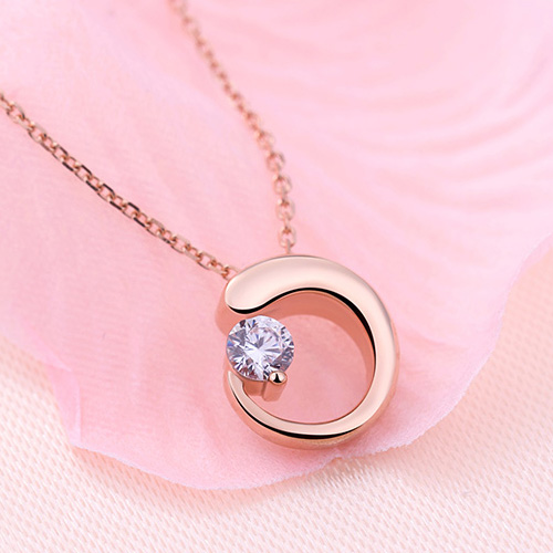 18K彩金项链女玫瑰金锁骨链子简约月亮吊坠情人节送女友生日礼物