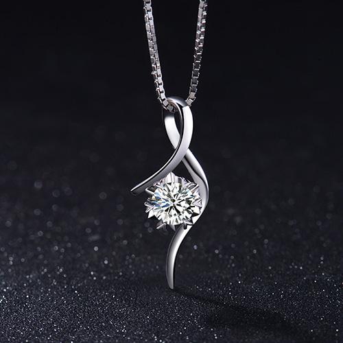 白18K金钻石吊坠钻石项链女款白金铂金锁骨链钻石群镶单钻