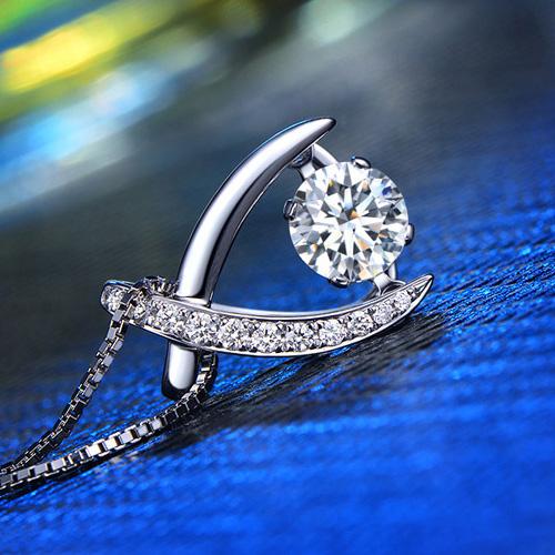 DESIRE/德西尔珠宝 18K金钻石吊坠女款单钻定制铂金项链