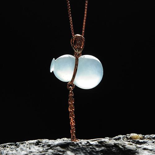 天然冰种淡绿玉福禄挂件 高档18K金镶嵌翡翠葫芦吊坠