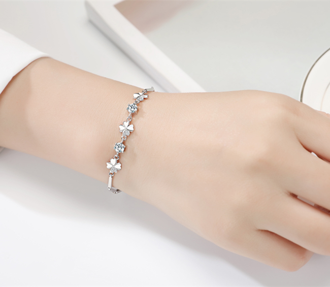 四叶草手链女纯银学生简约韩版个性网红森系水晶手镯闺蜜情侣手饰