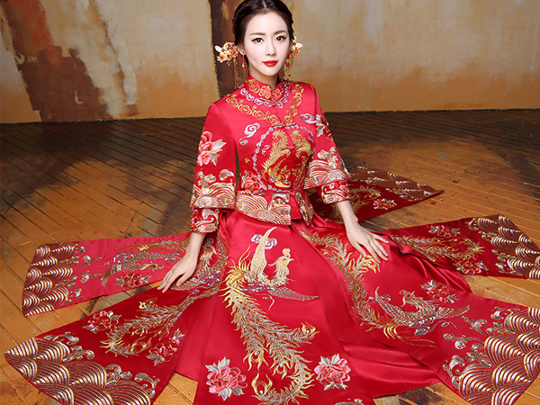 中式礼服