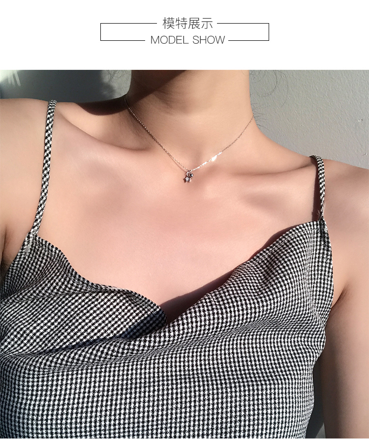 银项链模特佩戴图 银项链模特佩戴图