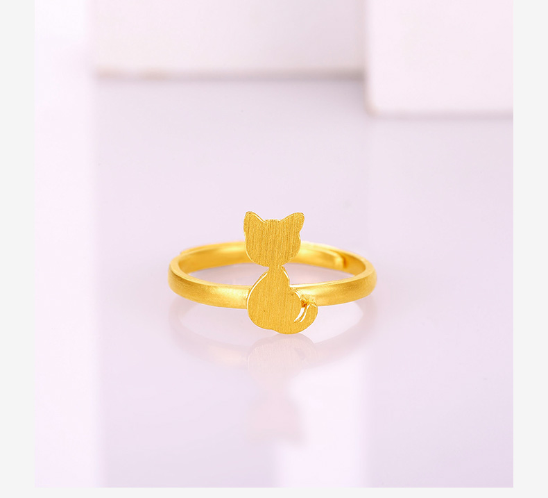 足金小猫女戒场景实物展示