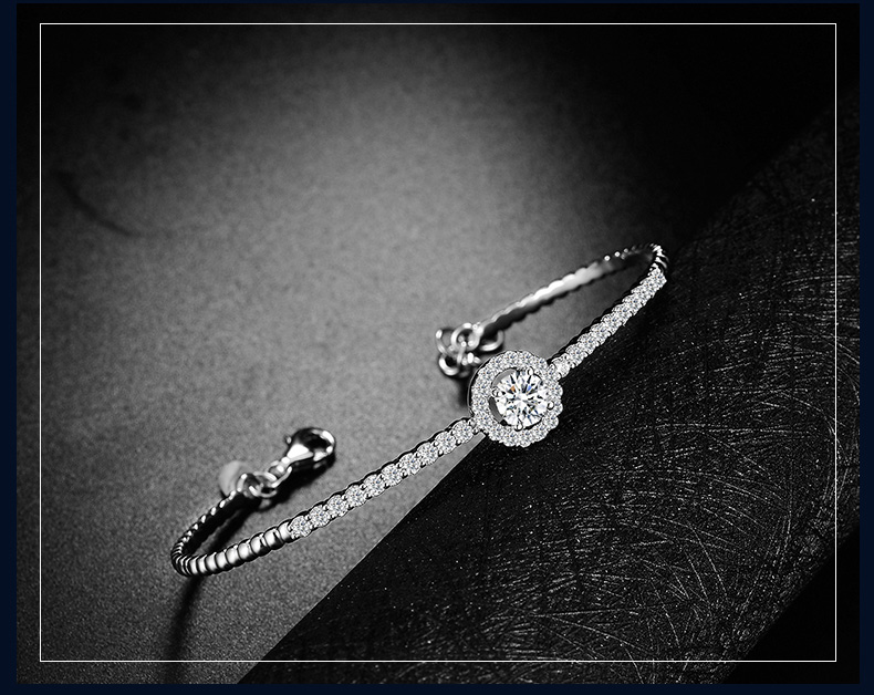 18K金钻石手镯群镶调节白金钻石手镯