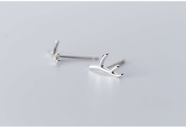 气质简约动物耳饰