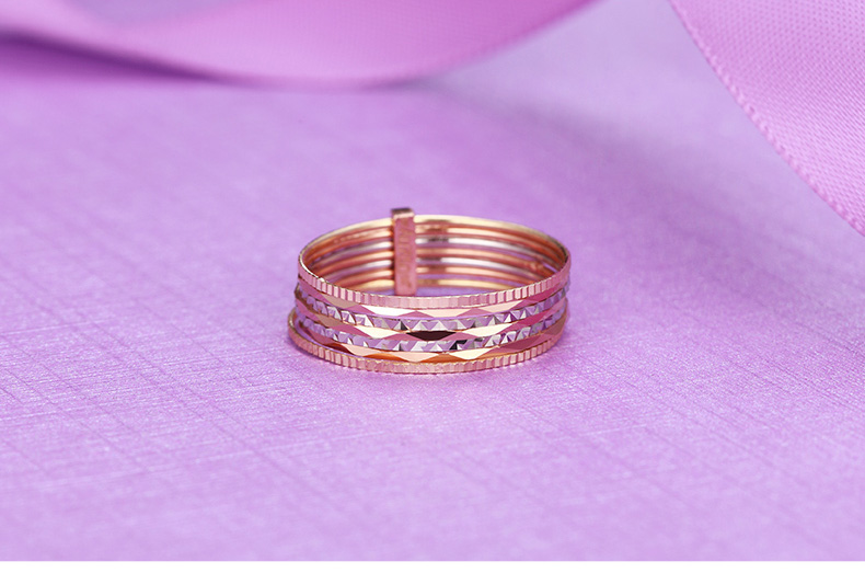 时尚百搭K18彩金戒指