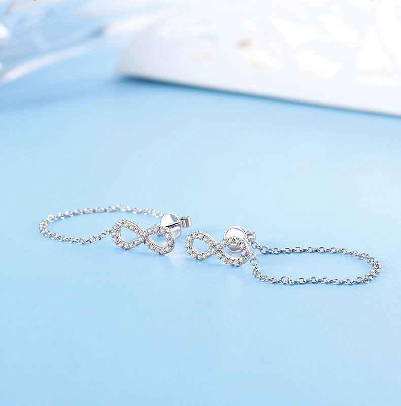 DESIRE/德西尔珠宝白18K金钻石耳钉