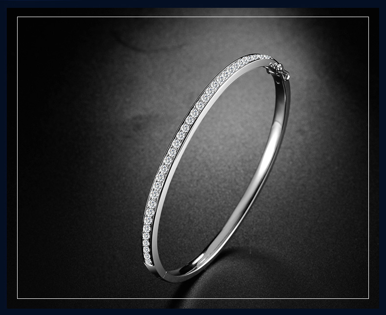 18K金钻石手镯时尚款