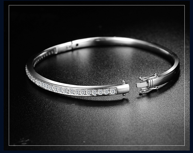 时尚款白金钻石手镯
