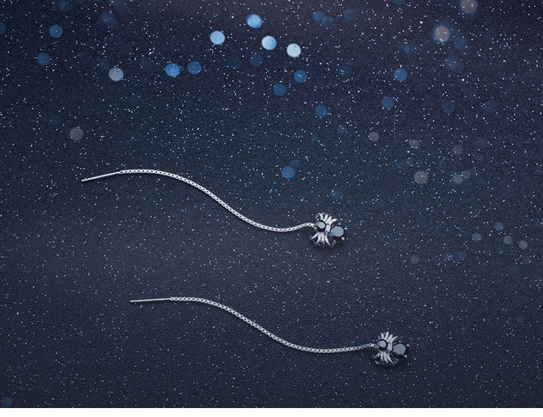 新款个性黑蜘蛛耳线