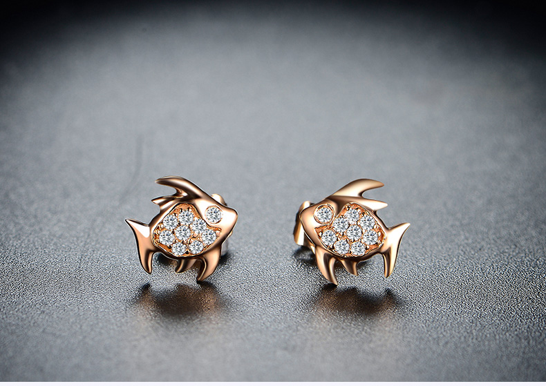 18K金玫瑰金鱼儿钻石耳钉