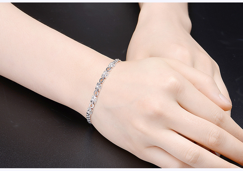 玫瑰金钻石手镯