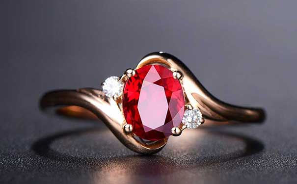 狮子座的幸运红宝石 狮子座的幸运红宝石