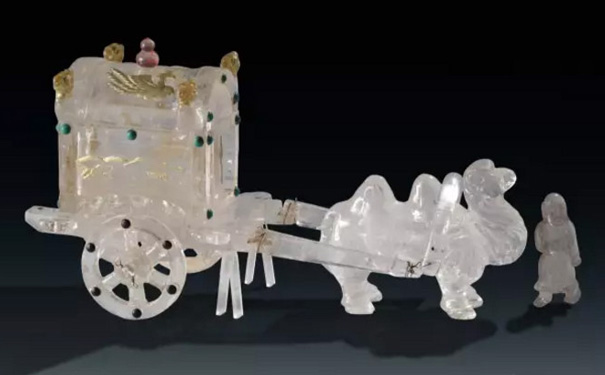 镶宝石描金水晶骆驼车