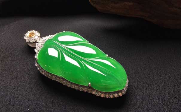 翡翠吊坠