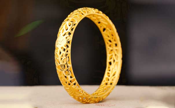 镂空手镯