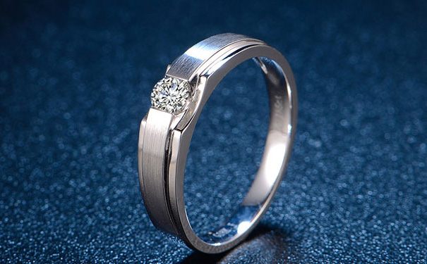 德西尔珠宝男戒