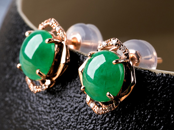 翡翠耳钉 翡翠耳钉