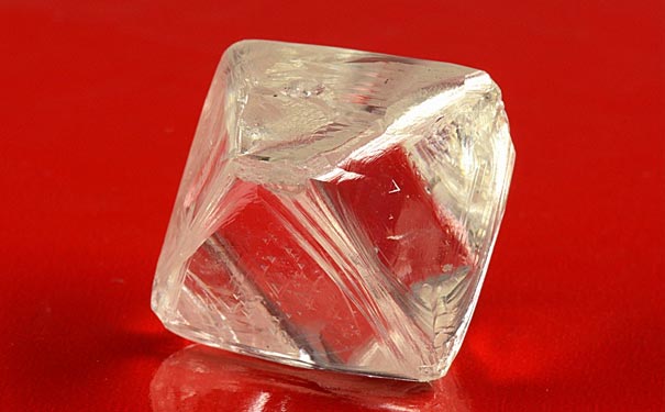 97.92ct 钻石原石