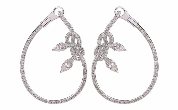 Infinite Knot 白金耳环