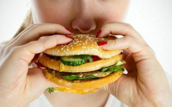 摄入高热量食物