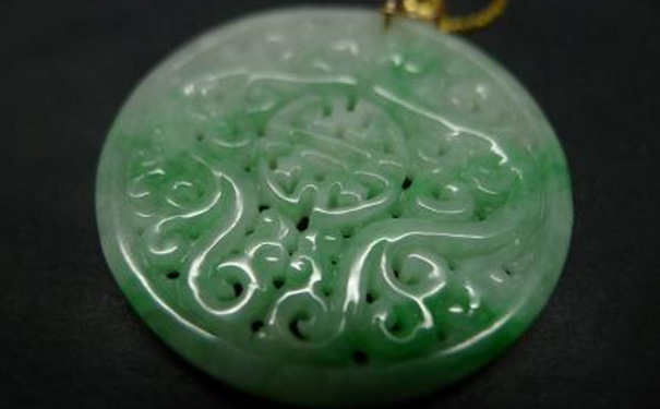 翡翠吊坠