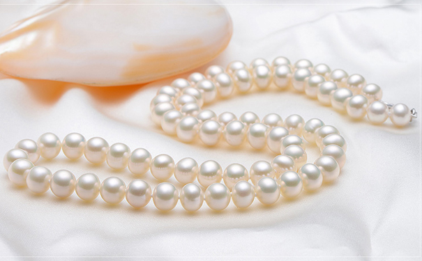 珍珠项链