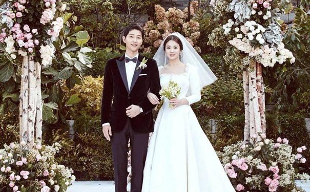 宋慧乔结婚戒指