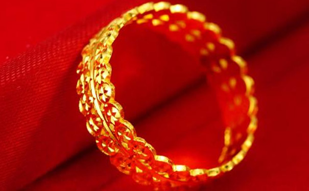 黄金戒指
