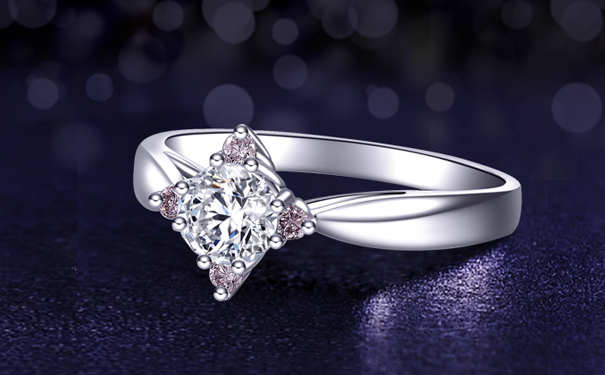 订婚戒指 订婚戒指