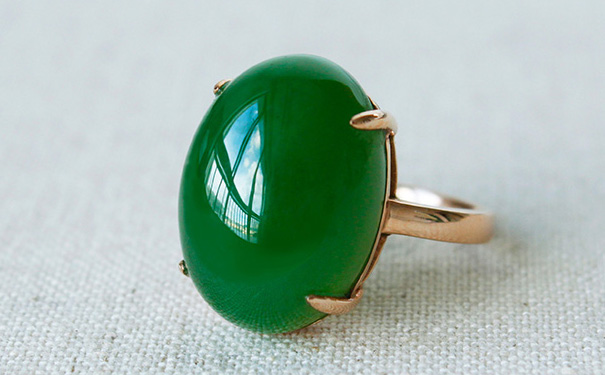 女士玉戒指 女士玉戒指