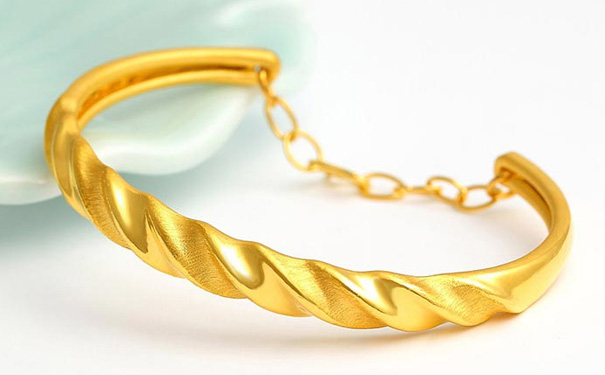 黄金手镯