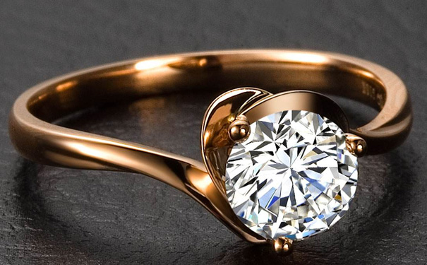 爪镶钻石女戒 爪镶钻石女戒