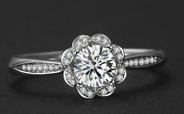 钻石戒指 钻石戒指