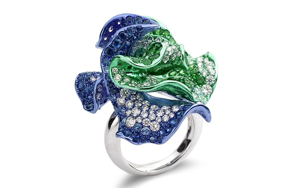 Teal 白金戒指，by Neha Dani