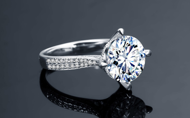 钻石净度的对照表吗