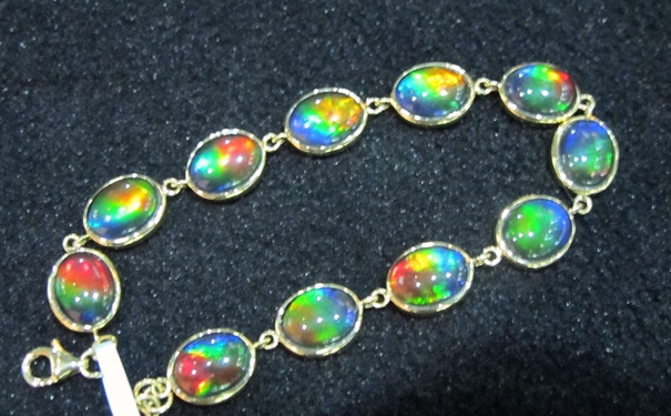 斑彩石手链 斑彩石手链