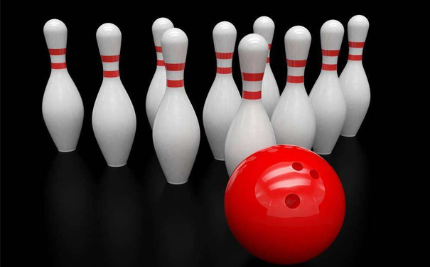 戴戒指打保龄球