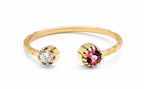 0.155ct的粉色碧玺戒指 0.155ct的粉色碧玺戒指