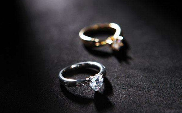 哪里买钻石戒指