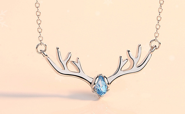 鹿角银项链