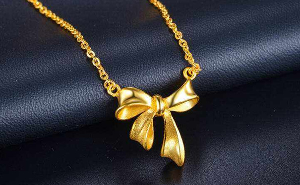 蝴蝶结金项链