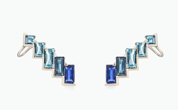 Electric Night 白金耳钉