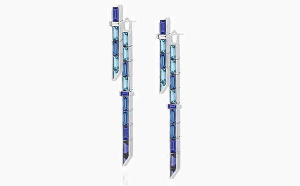 Electric Night 白金耳坠