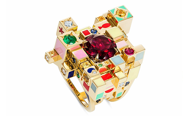 Alcazar 金质戒指