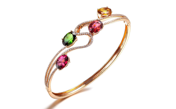 18k金和铂金的区别——本身的材质